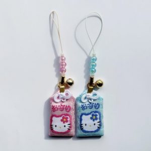 ハローキティストラップ御守り