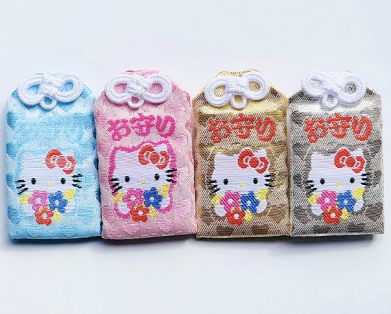 ハローキティ花束御守り